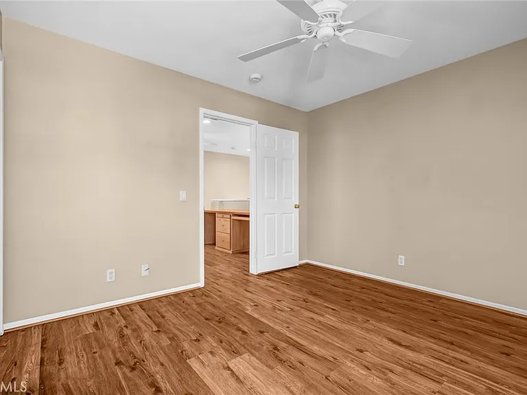 11625 Maynard Ave — Photo 26