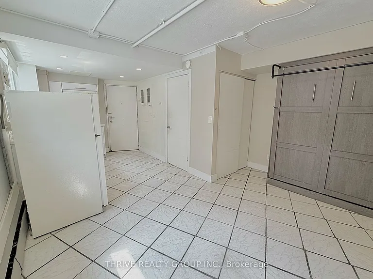 153 Godfrey Dr #9 — Photo 8