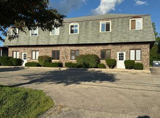 1725 N Farnsworth Ave APT 3, Aurora, IL 60505