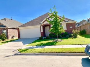 1909 Gayla Creek Dr, Little Elm, TX 75068