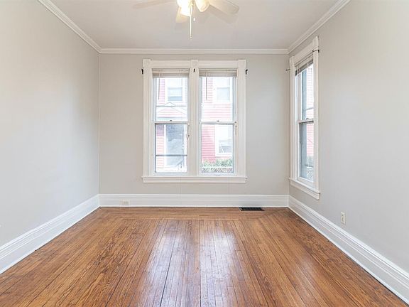 5th image of 307 N Adams St