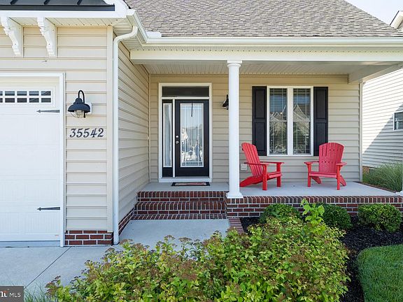 3rd image of 35542 Cypress Point Trl