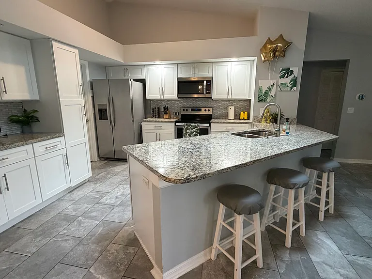 127 Burroughs Dr — Photo 25
