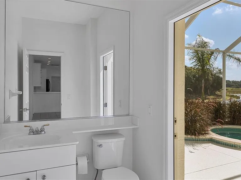 8501 Park Shore Ln — Photo 31