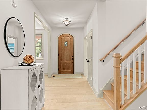 5th image of 424 Granite Ave