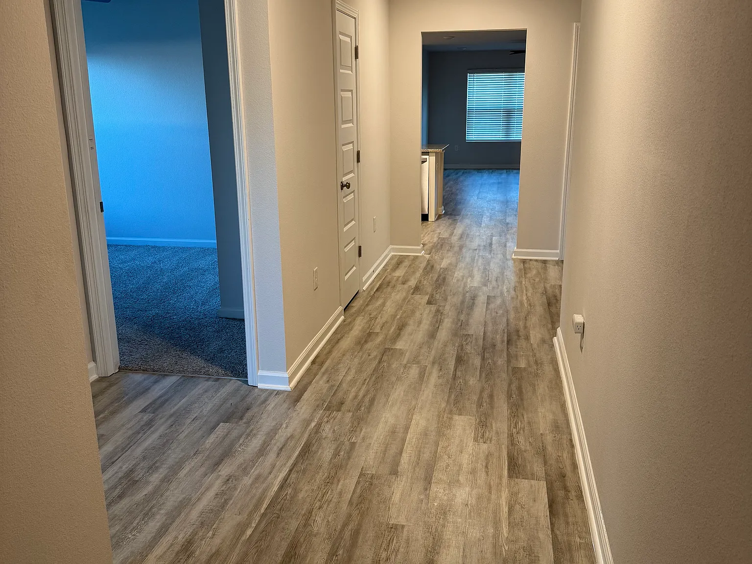4 bed, 1830 sqft, $2,000 — Photo 2