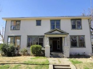 1603 Locust St, Commerce, TX 75428