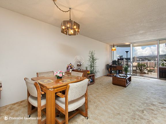 3rd image of 1717 Ala Wai Blvd APT 2604