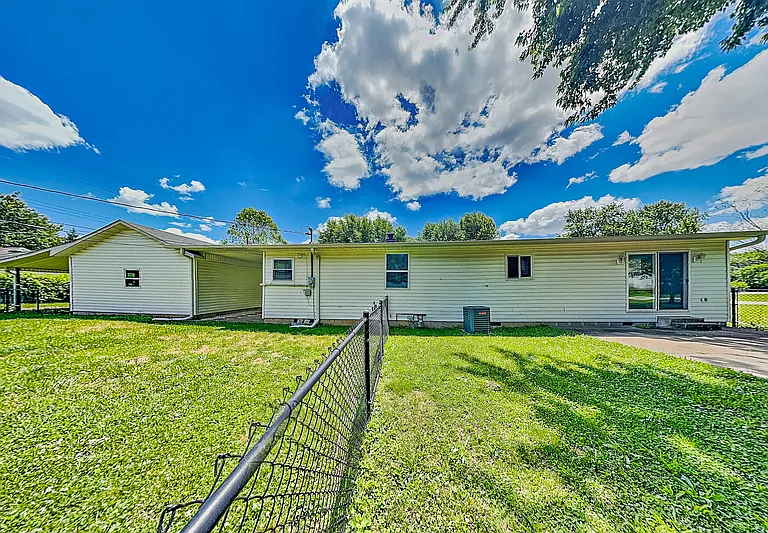 2604 E Murry St — Photo 15
