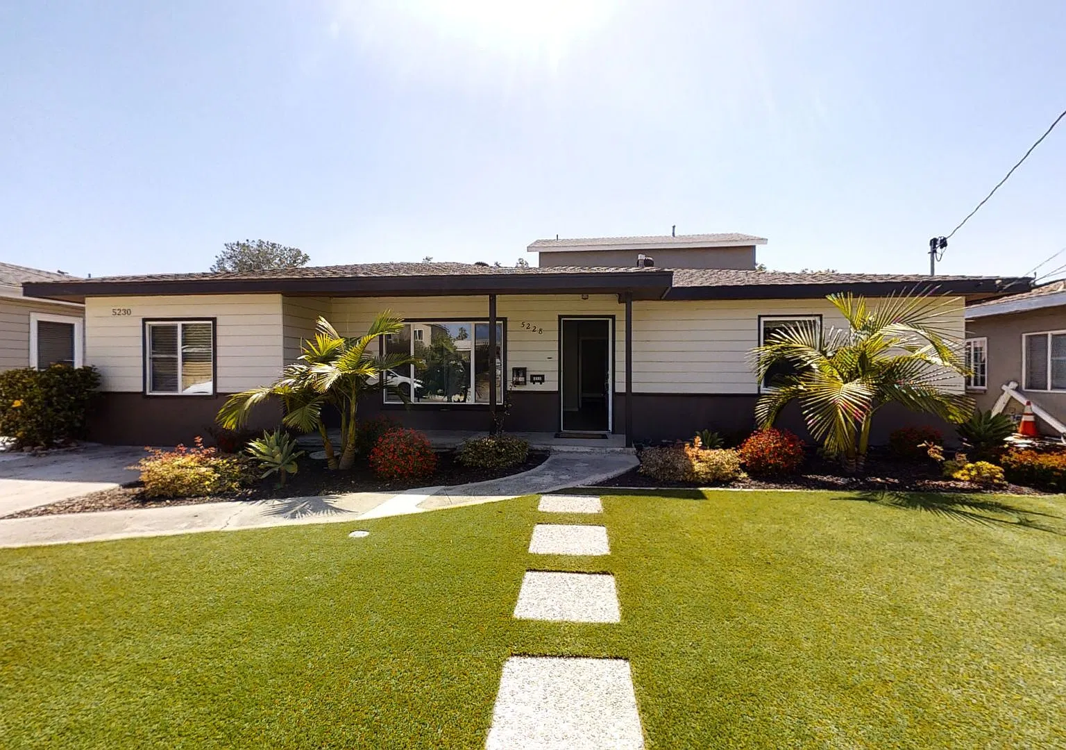 4BR / 2BA on East Falls w/ Driveway Parking! — Photo 1