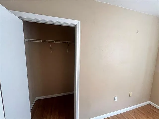 2739 Bay St #B — Photo 8