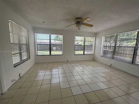 4th image of 1117 14th Ct S