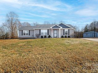 521 Summer Creek Dr, Stanley, NC 28164