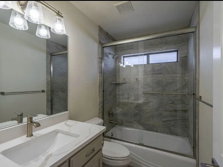 2349 S Legacy Dr — Photo 9