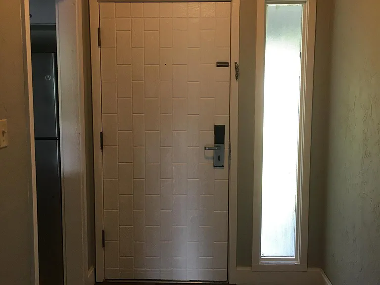 667 Olde Camelot Cir #667 — Photo 3