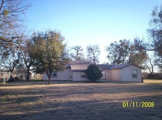 1581 Church Rd, Mc Gregor, TX 76657