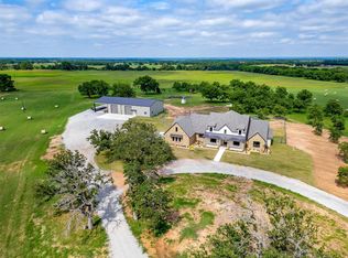 3019 Orchard Rd, Bowie, TX 76230