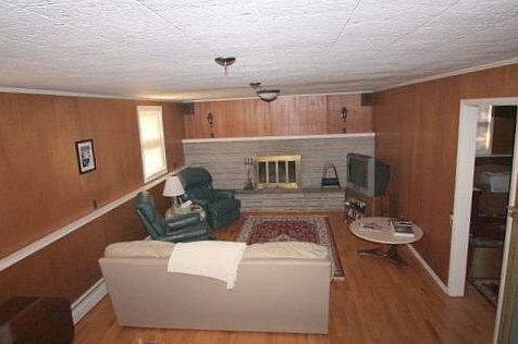 5th image of 103 Gary Dr