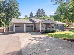 8840 SW Edgewood St, Tigard, OR 97223