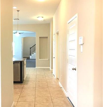 5th image of 5607 Drumlin Field Way