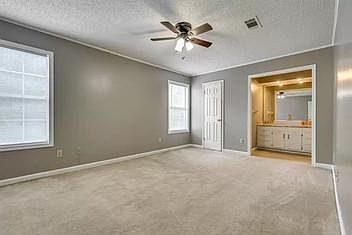 5th image of 3895 Glencoe Dr