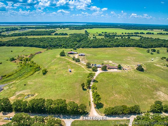 2nd image of 3487 Edge Rd