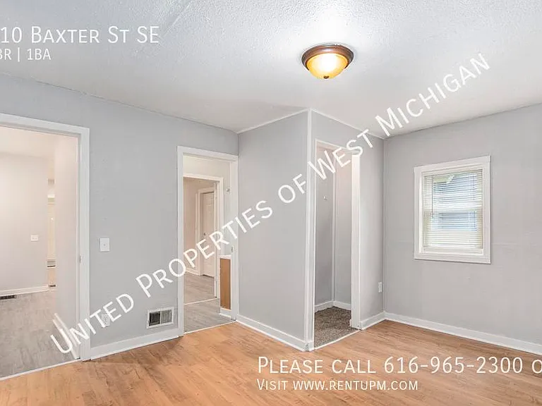 710 Baxter St SE — Photo 5