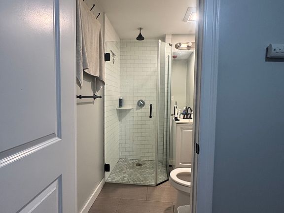 4th image of 277 Dorchester St #B