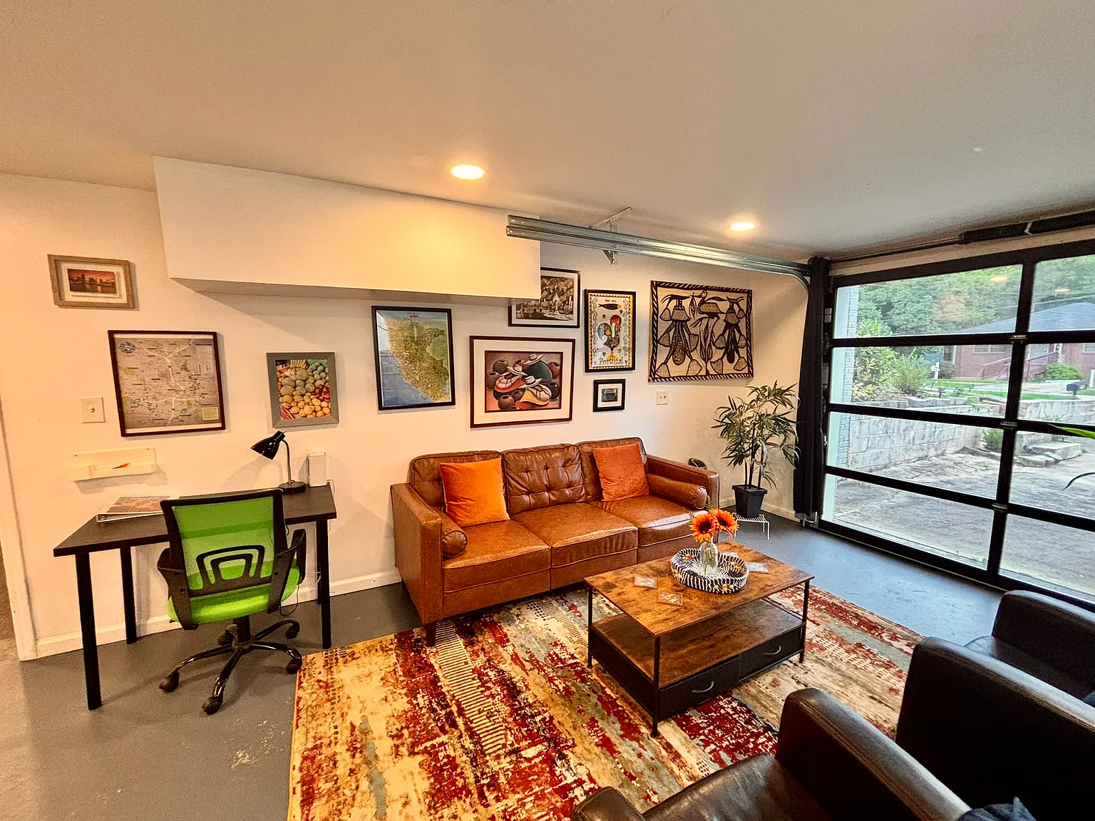 2 bed, 1100 sqft, $1,750 — Photo 2
