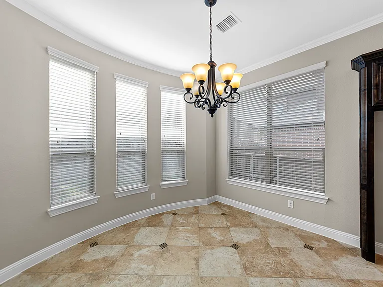 1213 Lewiston Dr — Photo 16