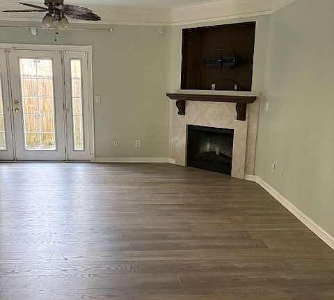 2nd image of 5019 Lower Elm St