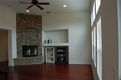 5th image of 15013 Stone Dr