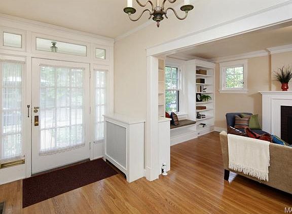 2nd image of 6926 Pershing Ave