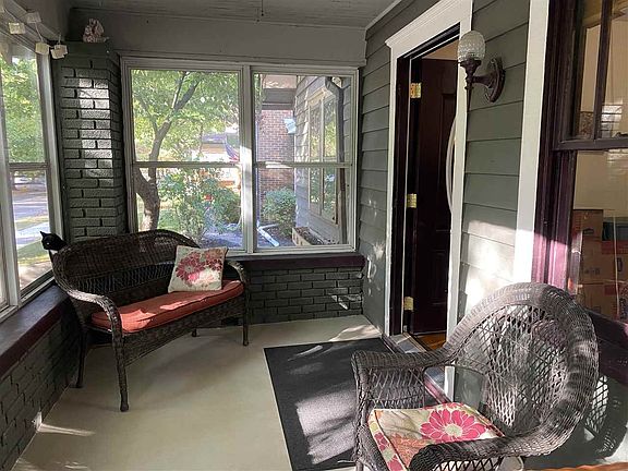 2nd image of 220 Barton Ave