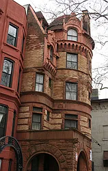 Rented by Urban Ambiance