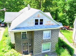 211 E High St, Union City, MI 49094