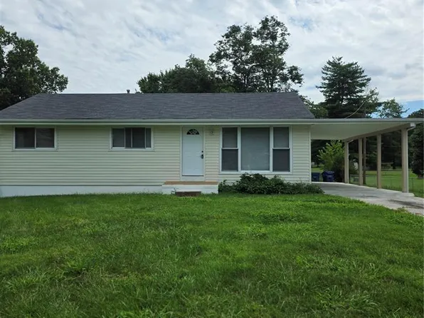 149 Hutchinson Rd, Ballwin, MO 63011