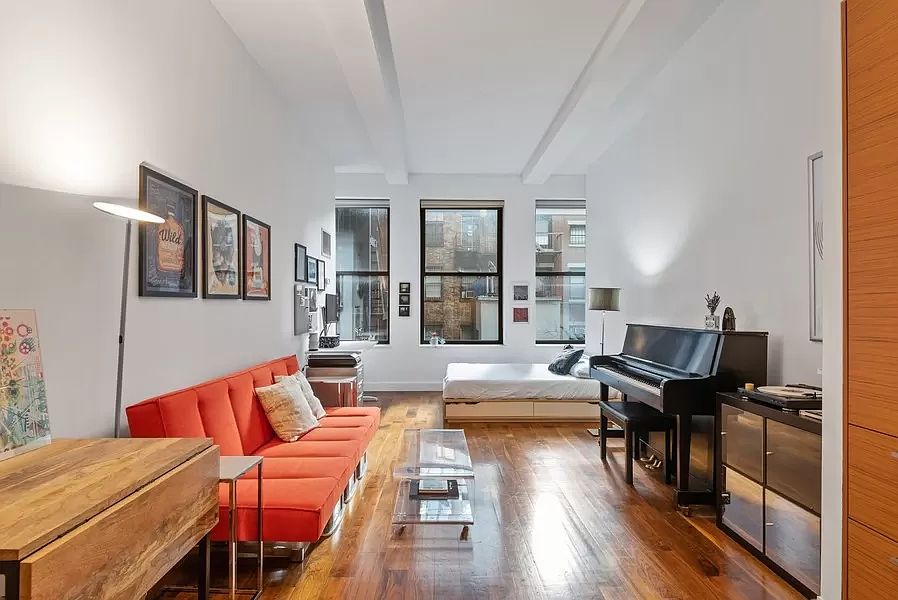 1st image of 140 W 22nd St APT 3E