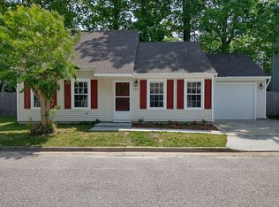 182 N Hunt Club Run, Newport News, VA 23608
