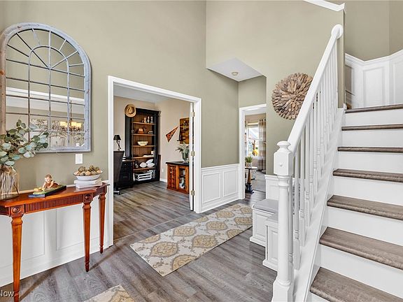 3rd image of 9339 Calista Dr