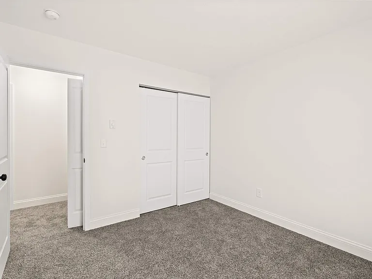 18 Old Yellow Springs Rd — Photo 13