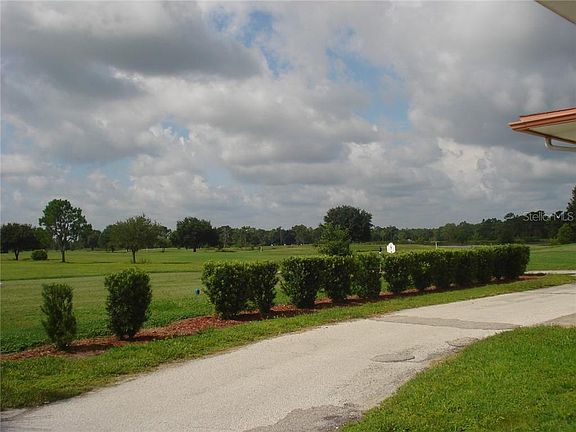 5th image of 810 Hibiscus Dr