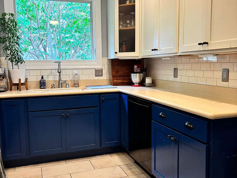 172 Wisteria Dr — Photo 6