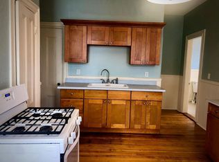 451 Cranston St APT 2, Providence, RI 02907