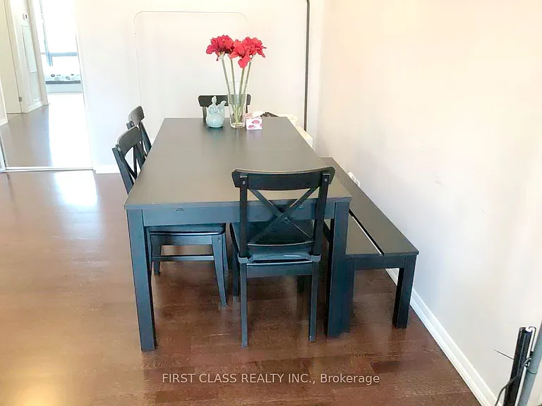 832 Bay St #505 — Photo 12