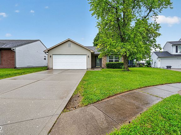 3rd image of 5361 Red River Ct