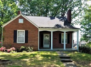 409 Oakdale St, Martinsville, VA 24112