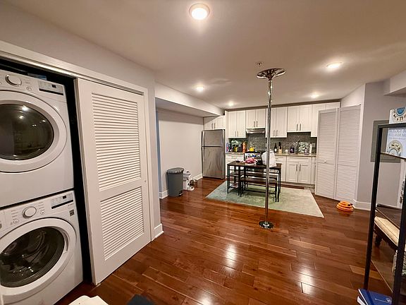 4th image of 1003 S 4th St #26