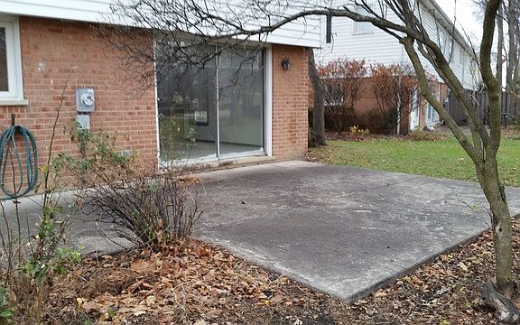 4th image of 2805 E Bel Aire Dr