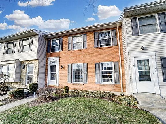 3rd image of 409 Windsor Park Dr